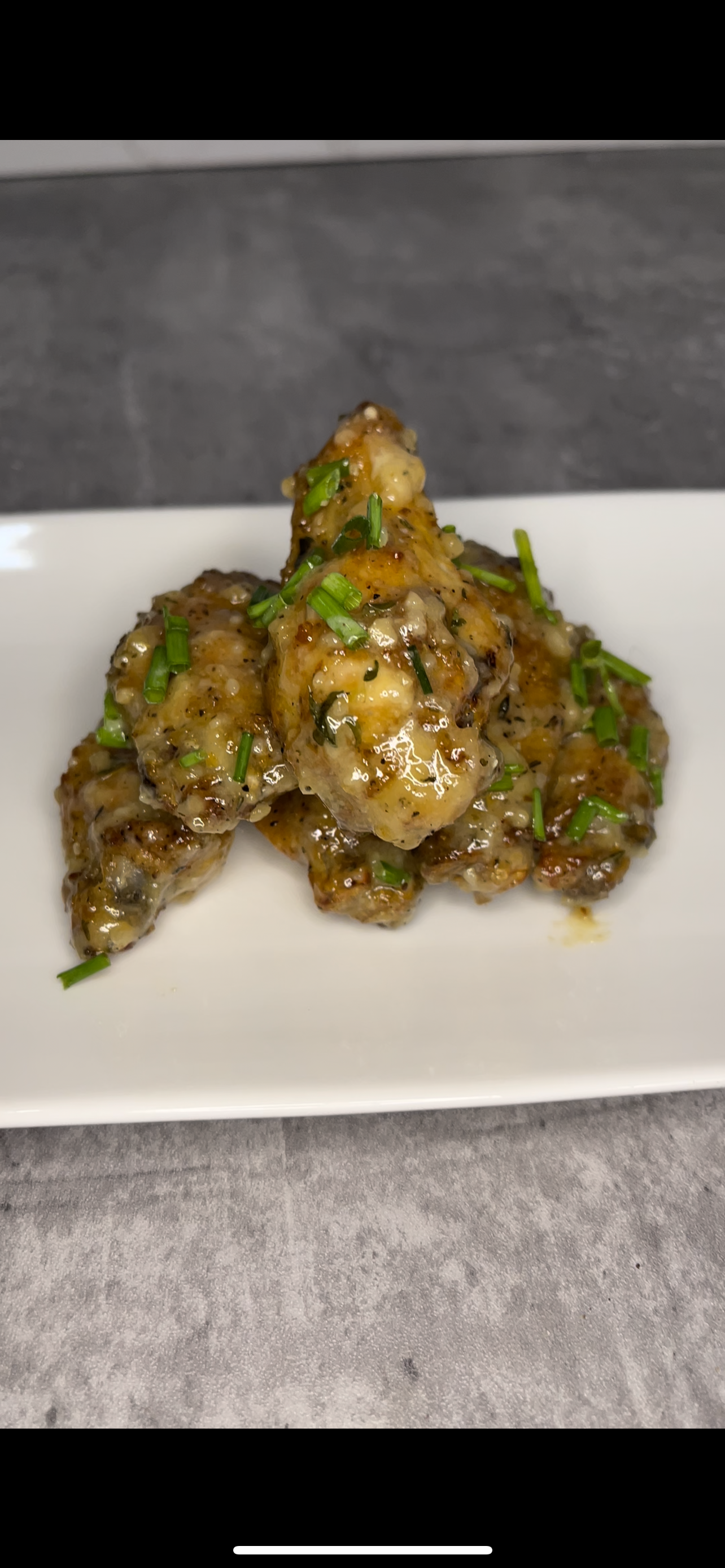 Air Fried Garlic Parm Wings